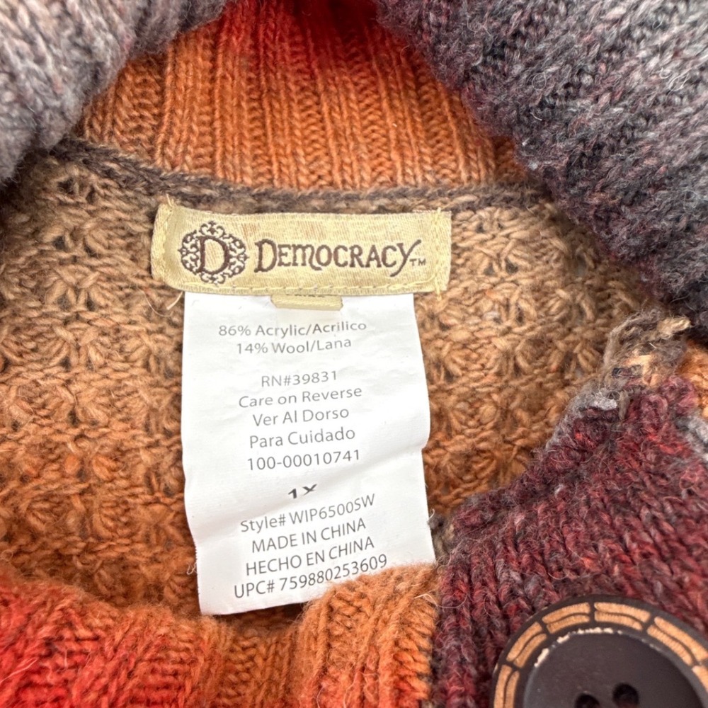 Democracy Women 1X Poncho Sweater Ombre Stripe Cowl Neck Button Boho Western - Picture 6 of 6